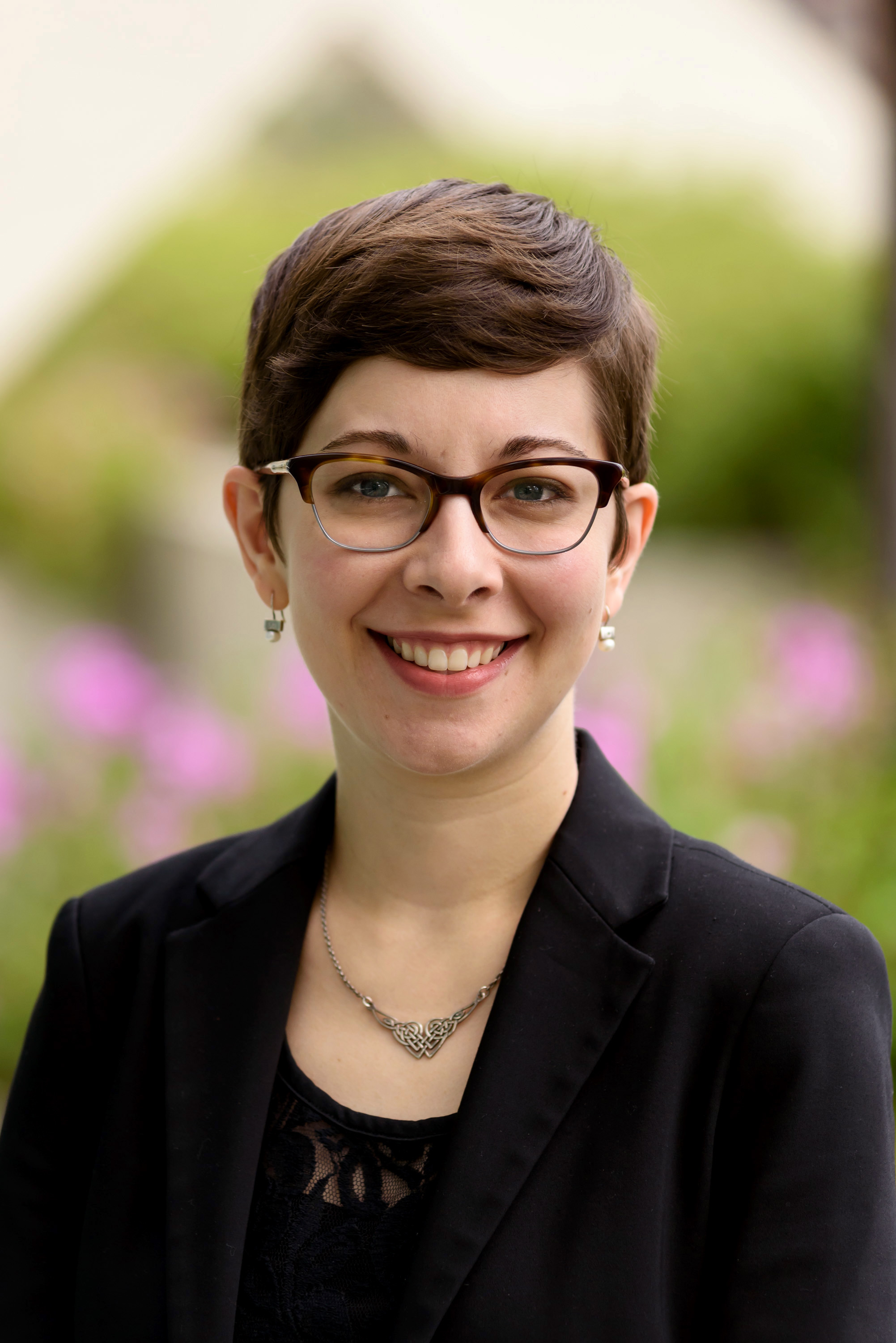 Elspeth Harris, CAE photo